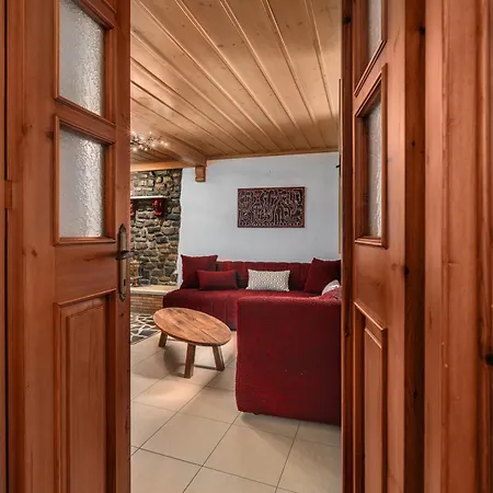 Sokaki Boutique Skiathos Town
